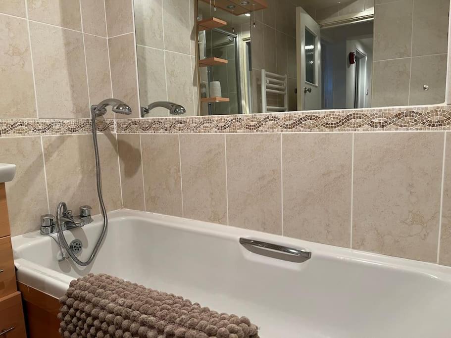 Harbourside 2 Bed Apartment, Barmouth Bridge Views 외부 사진