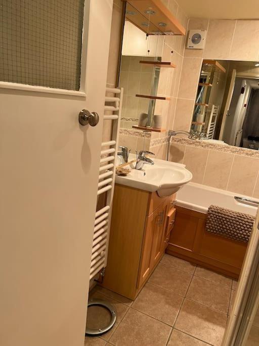 Harbourside 2 Bed Apartment, Barmouth Bridge Views 외부 사진